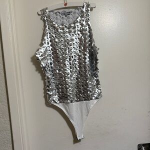 Fashion Nova Silver Metallic Dot-Texture Sleeveless Bodysuit